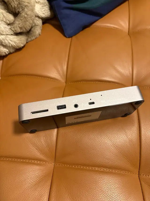 OWC 11-Port Thunderbolt Dock in Laptop Accessories in Kitchener / Waterloo - Image 4