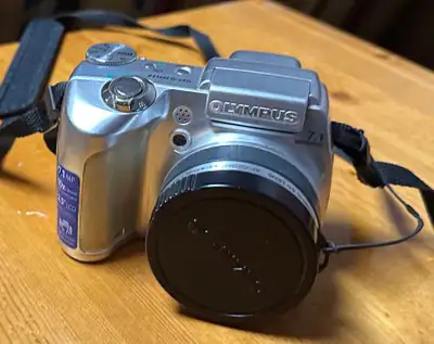 Olympus SP-510UZ Digital camera, View more