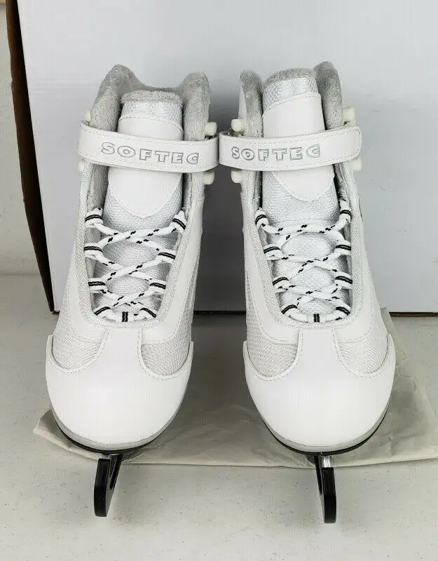 Jackson Ultima Mark IV Figure Softec Figure Skates White US 9 in Skates & Blades in Ottawa - Image 4