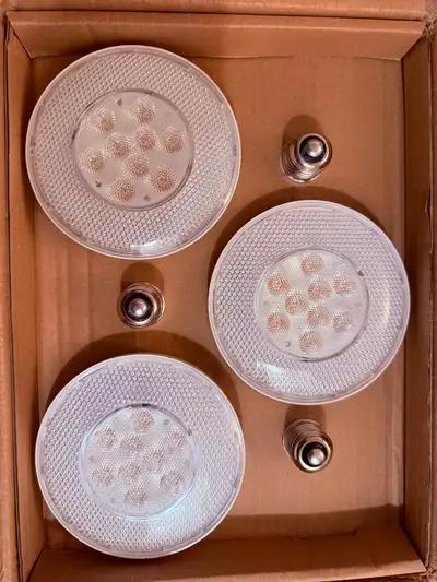 18x Solais LR38 LED PAR38 Bulbs – High CRI Commercial Grade Trac, View more
