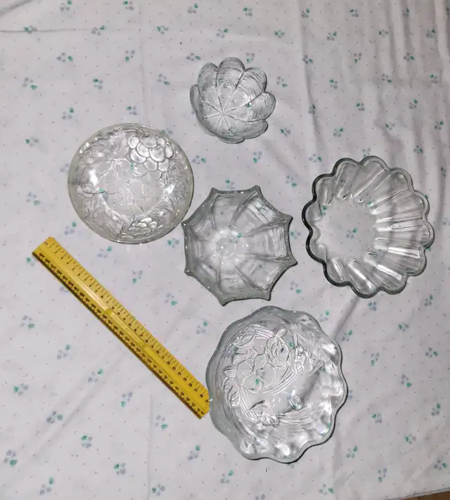x5 Glass Bowls in Kitchen & Dining Wares in City of Toronto - Image 3