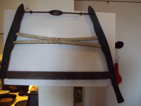 ANTIQUE CROSS CUT BUCK OR BOW SAW