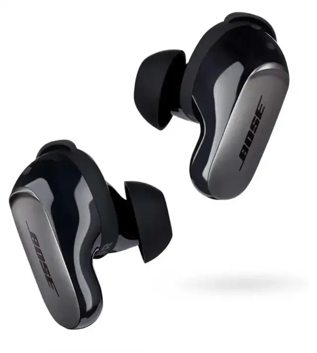 Bose QuietComfort Ultra in Headphones in City of Toronto - Image 5