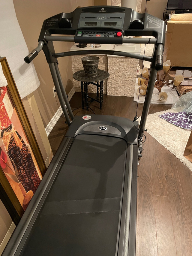 Horizon fitness treadmill  in Exercise Equipment in Hamilton