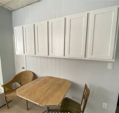 Room for rent for lease take over from June 15th to April 1st. Option to renew lease. Please reach o...