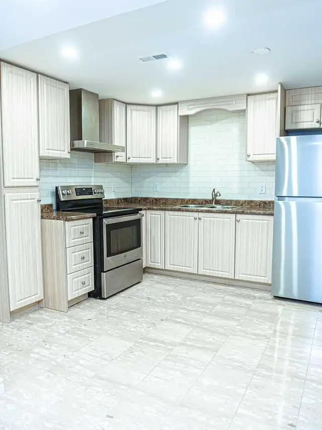 1 Bedroom Basement Apartment - $1,700 per month (Utiliti