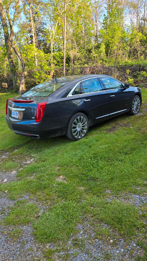 2013 Cadillac XTS Platinum 