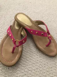 Sandals size 7