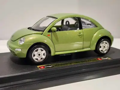 1998 Volkswagen New Beetle 1:24 diecast model , View more