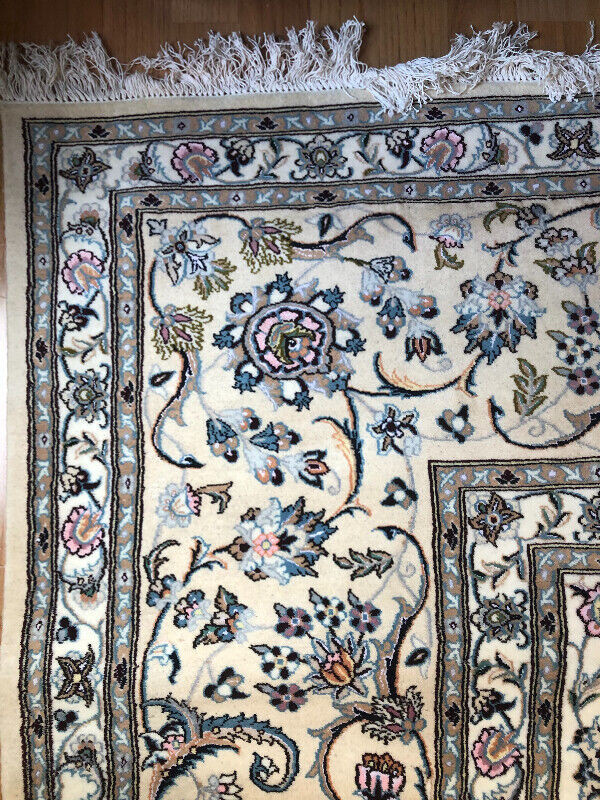 Persian Naeen fine handmade rug ( Iran) in Rugs, Carpets & Runners in Markham / York Region - Image 4