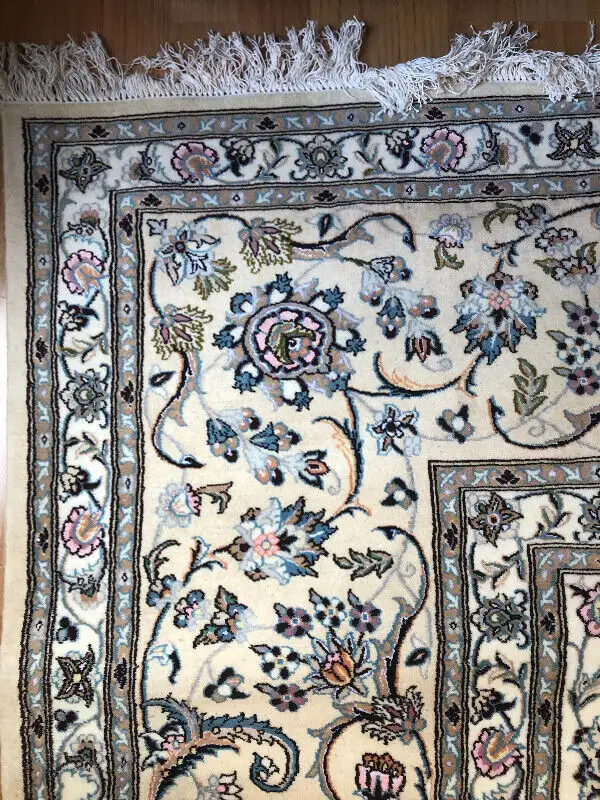 Persian Naeen fine handmade rug ( Iran) in Rugs, Carpets & Runners in Markham / York Region - Image 5