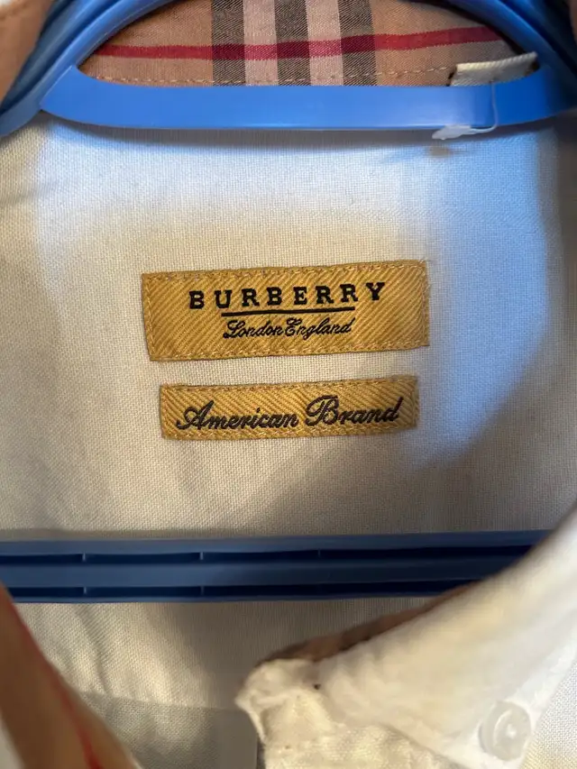 Burberry Men's Classic Collar Embroidered and golf Logo Shirt in Men's in Mississauga / Peel Region - Image 3