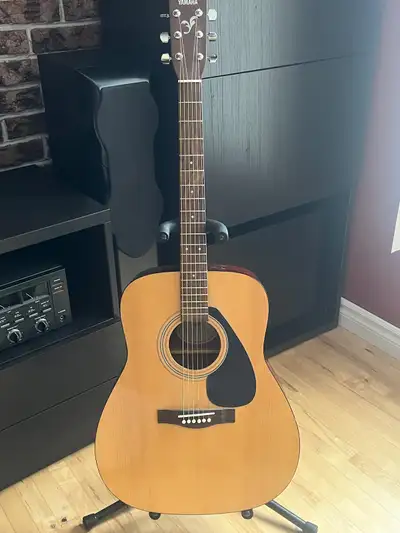 Guitare Yamaha, View more