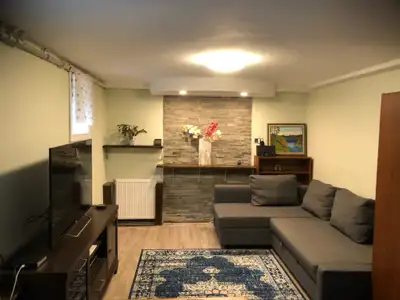 Spacious 1 bedroom, 1 bathroom basement apartment in a quiet 5-unit building. Available from January...