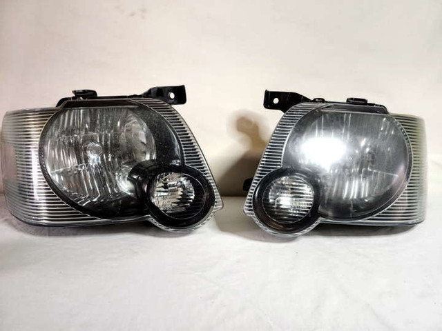 (Set) Head Lamps For 6-10 Ford Explorer/07-10 Sport Trac (Used) in Other Parts & Accessories in Dartmouth