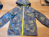 $ 7 Boys size 4 spring jacket- light fleece lining . Smokefree, 