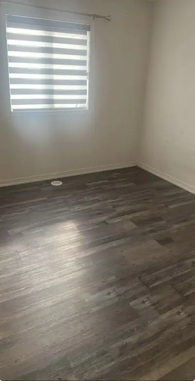 Private room available december 1st Price 500$ + utilities It features an open concept layout, inclu...