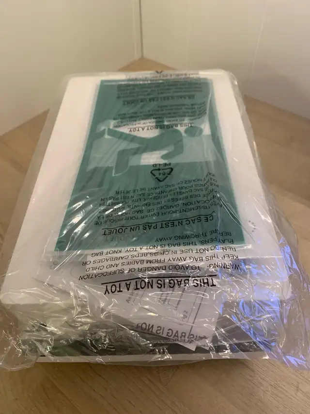 LED running man emergency exit sign. Suitable for Damp Locations in Other in Calgary - Image 10