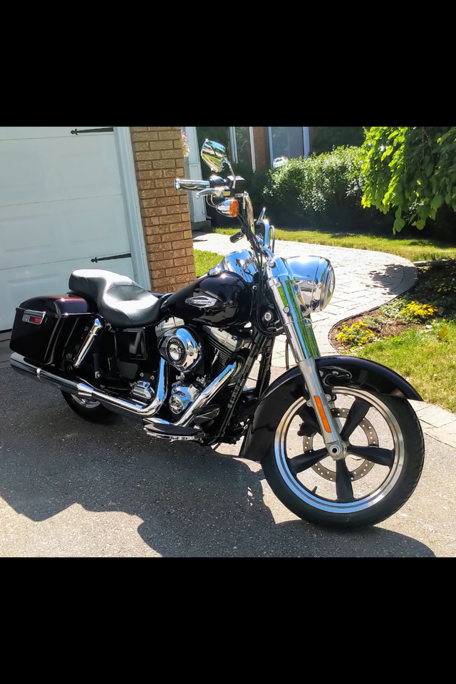 2014 Harley-Davidson Switchback FLD **LOW KMS** in Street, Cruisers & Choppers in Barrie - Image 3