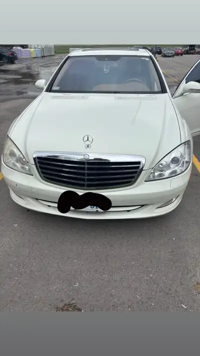 Car has new air suspension struts, drives perfect. rims are a little scuffed but tires were just put...