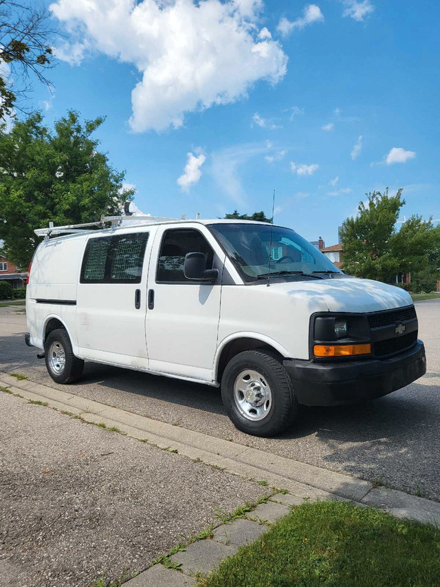 2009 Chevrolet Express 2500 Cagro Truck in Cars & Trucks in Mississauga / Peel Region