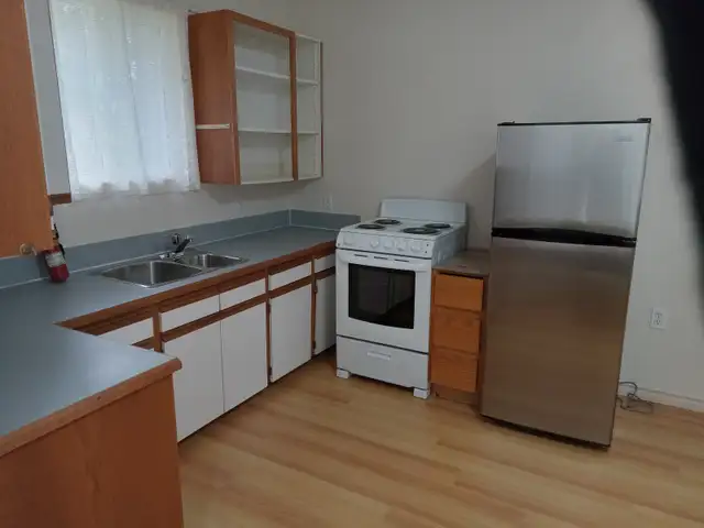 $800 - 1 bedroom suite (Ages 50 )