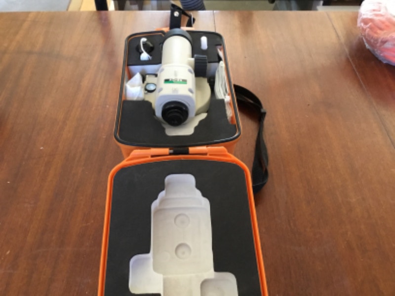 Nikon automatic Level, tripod & rod Hand Tools Bedford Kijiji