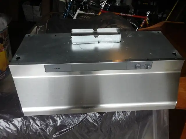 Nutone Stove Hood Fan in Stoves, Ovens & Ranges in Markham / York Region - Image 3
