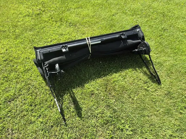 Jeep Wrangler Folding Soft Top in Other Parts & Accessories in Sudbury - Image 4