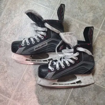 kids hockey equipment , View more