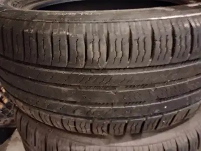 Selling 3 Nokian enTYRE C/S all-season tires, size 235/50R18. All 3 are in good condition with good...
