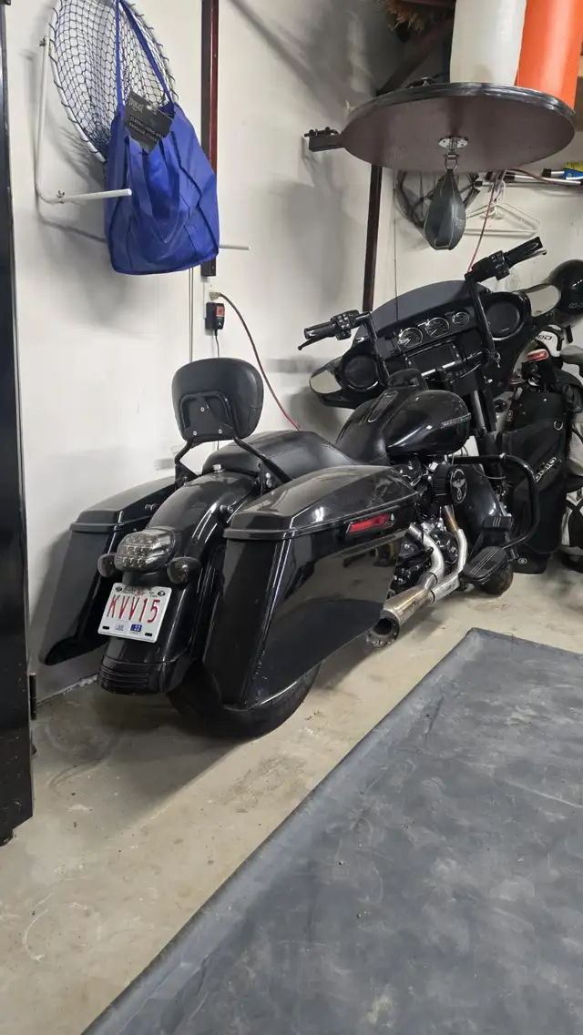 2018 Harley Davidson Street Glide Special in Touring in Edmonton - Image 5