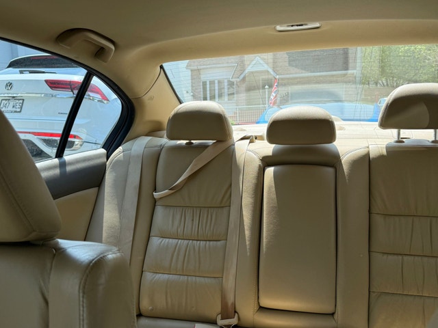 Honda Accord 2010 — photo 5