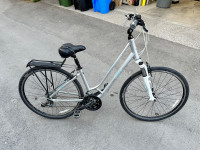 Giant Cypress LX Liv hybrid commuter for sale