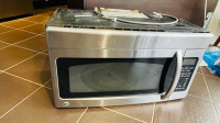 GE 30inch Over stove microwave with exhaust vent，including mount