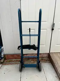 Appliance dolly with manual crank