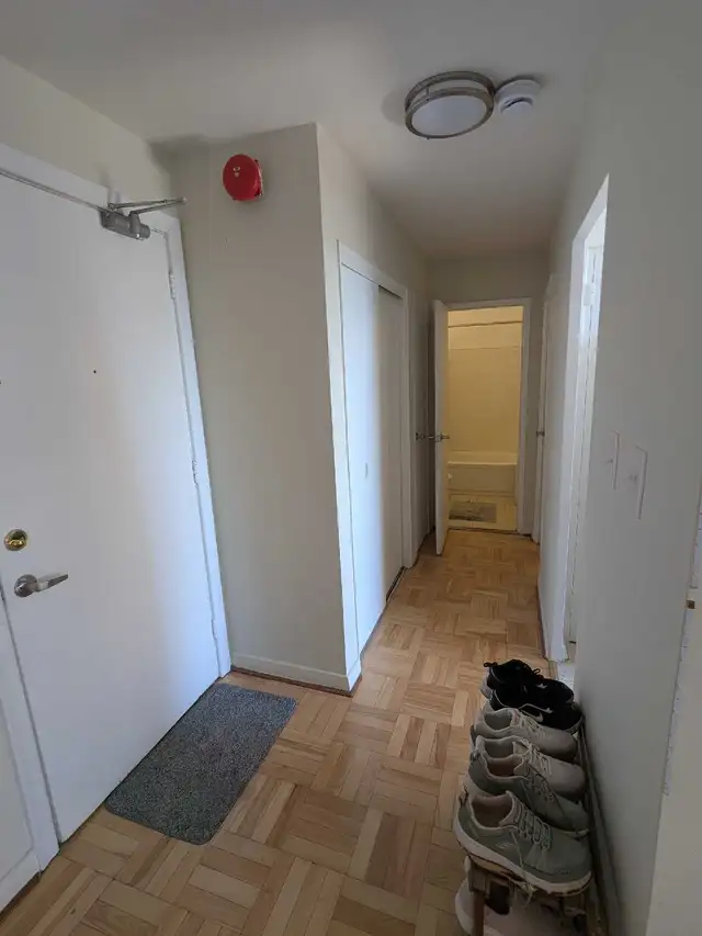 1-BEDROOM APARTMENT FOR RENT – GOLDEN MILE / VICTORIA PARK in Long Term Rentals in City of Toronto - Image 4