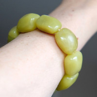 Chunky serpentine jade stretch bracelet