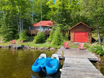 Traditional lakefront family cottage on lovely Wollaston Lake. Nicely located in a quiet location cl...