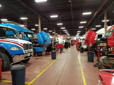 CONCORD TRUCK REPAIRS — PROFESSIONAL TRUCK MECHANICS IN VAUGHAN 1950 Highway 7, Vaughan, ON Looking...