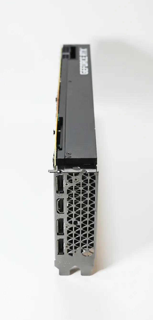 ZOTAC GAMING GeForce RTX 2070 Super 8GB GDDR6 Graphics Card GPU in System Components in City of Toronto - Image 11