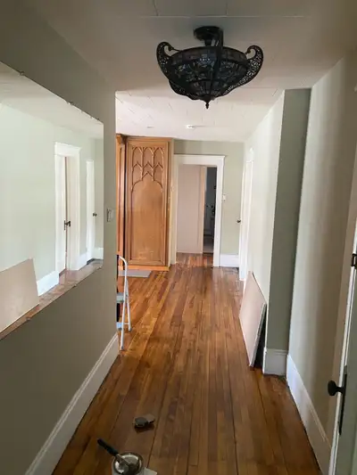 For rent is a beautiful three bedroom apartment: close to uptown, directly on major bus route. There...