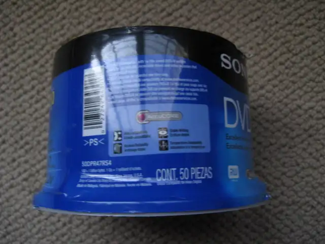 NEW / NEUF Sony DVD Recordable 50 disc spindle pack in CDs, DVDs & Blu-ray in City of Montréal - Image 4