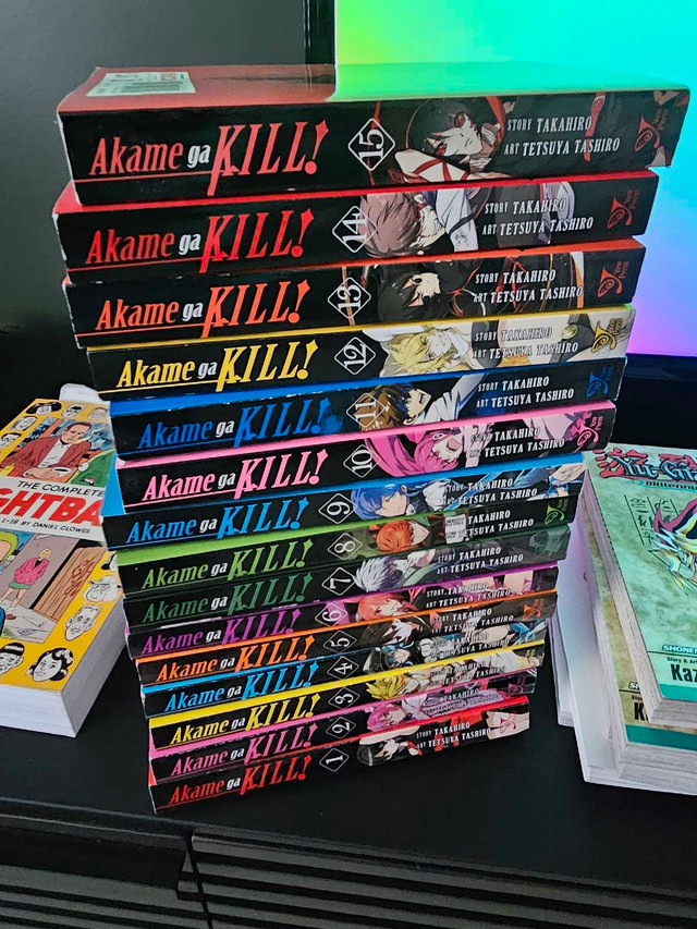 Akame Ga Kill 1-15, English Manga dans Bandes dessinées  à Ville de Montréal