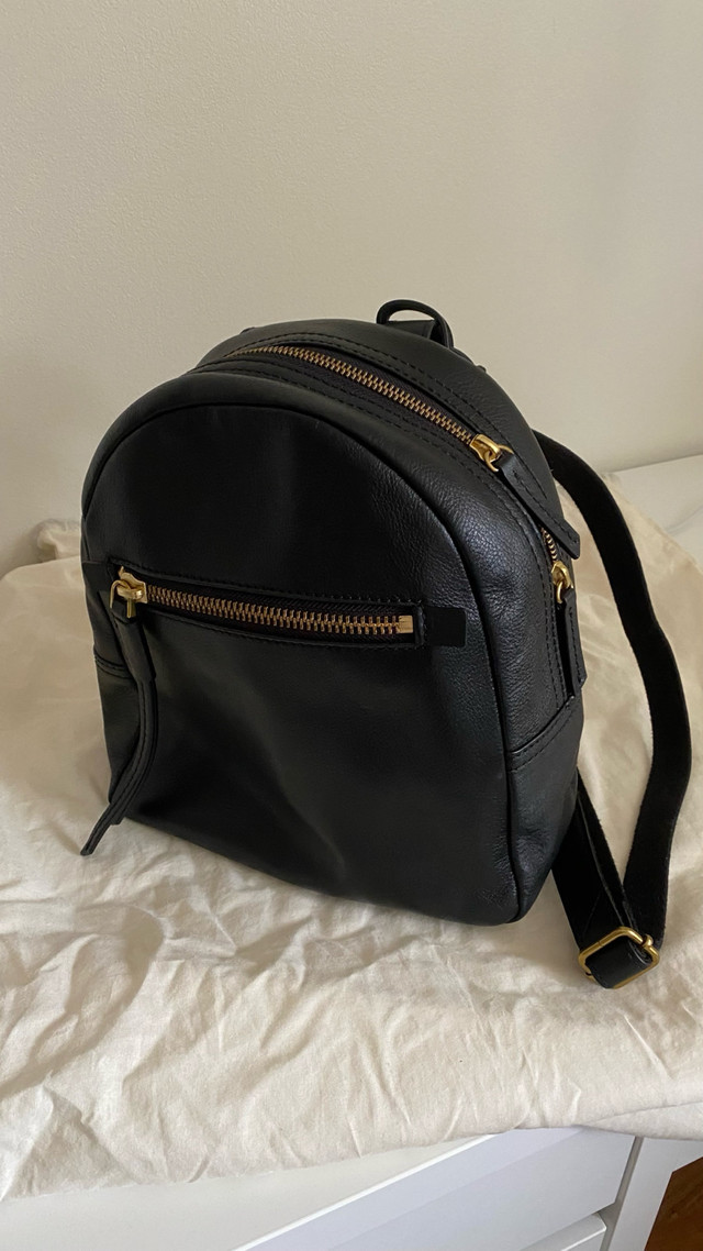 Fossil Leather Backpack in Women's - Bags & Wallets in Cambridge