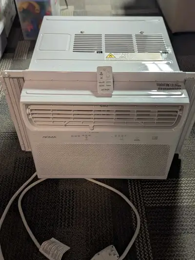 Like new condition. Used only one season. No longer needed. Comes with remote control, user manual,...