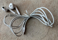 In-ear headphones - connector tip broken off