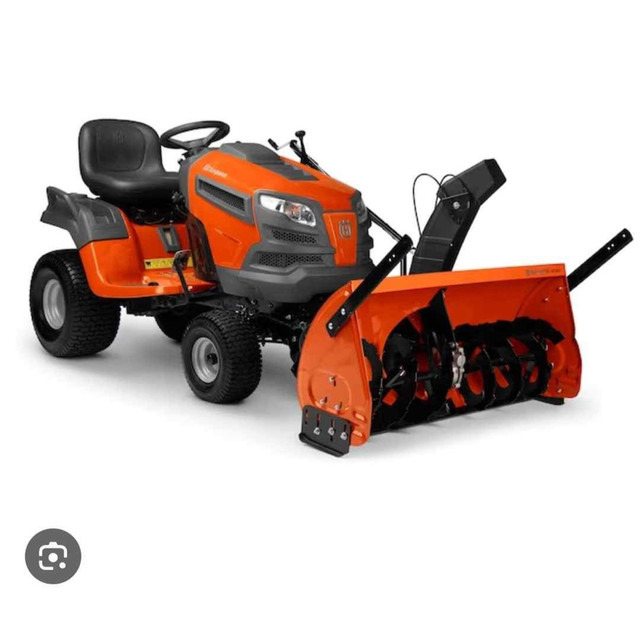 Wanted- Mower with snowblower attachment/side by side with attac in Lawnmowers & Leaf Blowers in Dartmouth - Image 2
