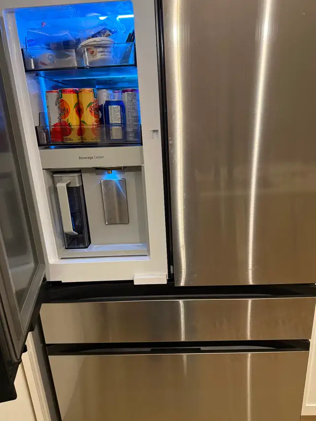 Réfrigérateur Samsung in Refrigerators in Sherbrooke - Image 4