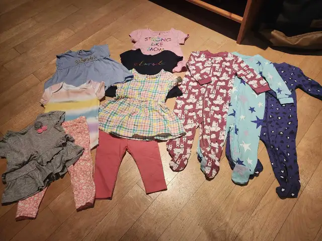 Lot vêtements bébé 3-6, 6-9 in Multi-item in Longueuil / South Shore - Image 2